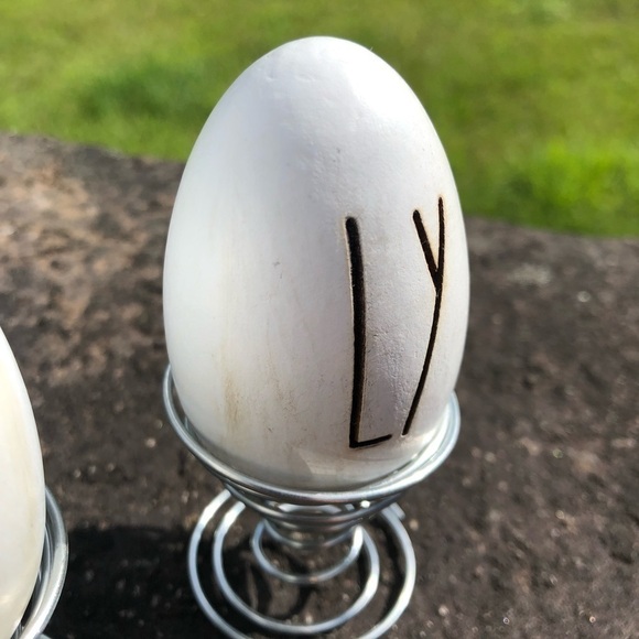 “FAMILY” Farmhouse Wood Egg with Stand Decor Set - Picture 4 of 7